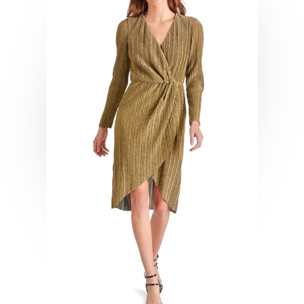 Steve Madden NWT Gold Crinkle Metallic Long Sleeve Front Knot Dress